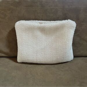 Mo:vint Clutch Pouch